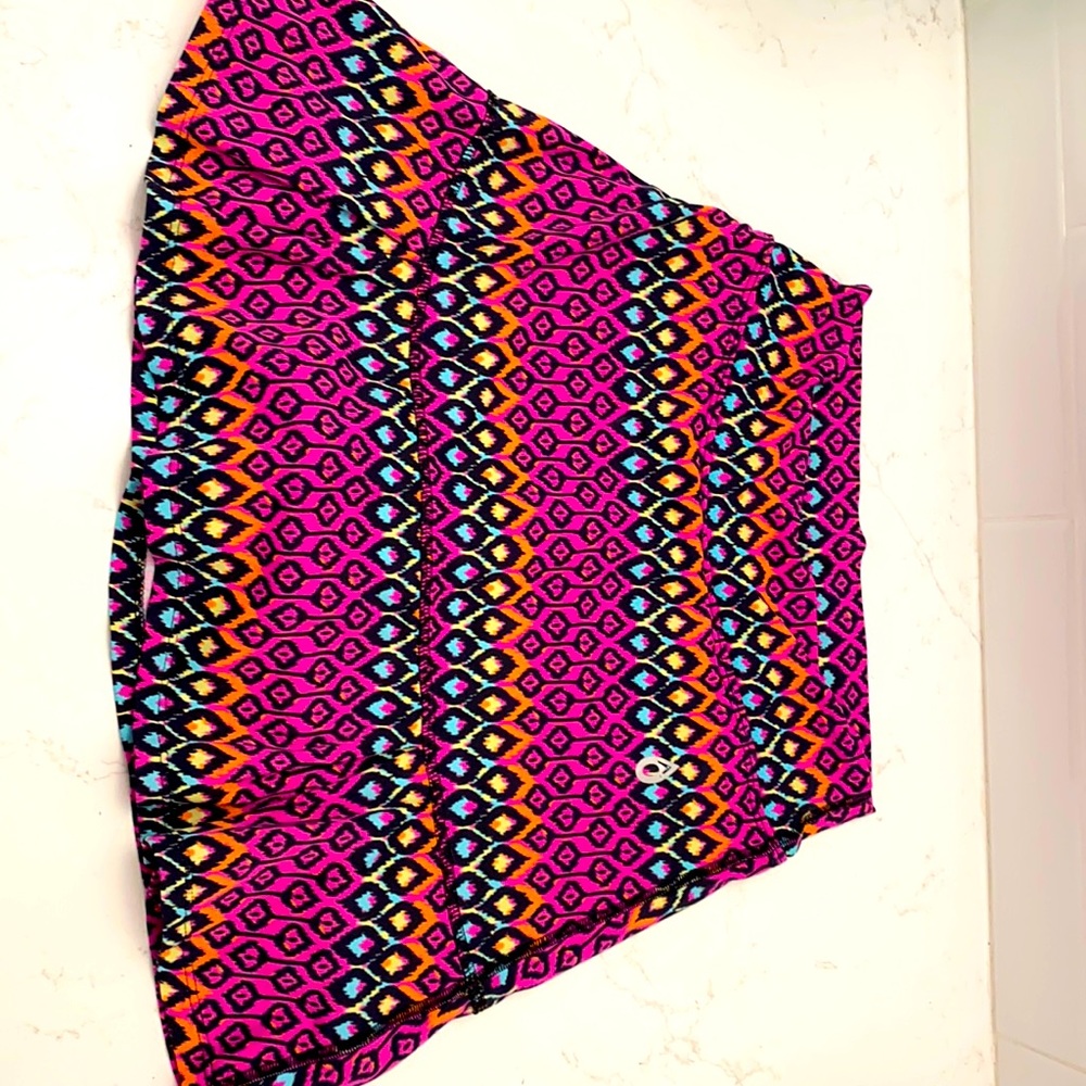 Dona Jo size 1 skirt
